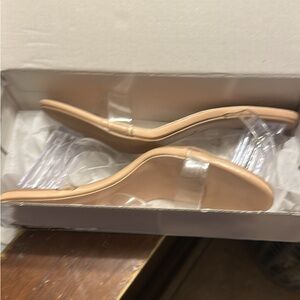 Elegant Tan Women's Shoes